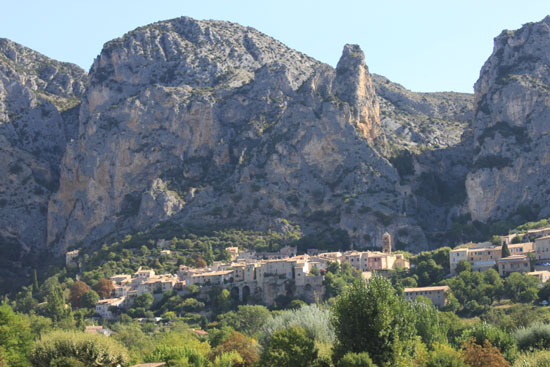 Moustiers Sainte-Marie.